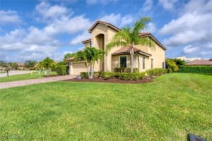 2738 Via Piazza Loop, Fort Myers