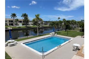 834 Se 46th St 2a, Cape Coral