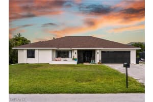 17577 Moorfield Dr, Fort Myers