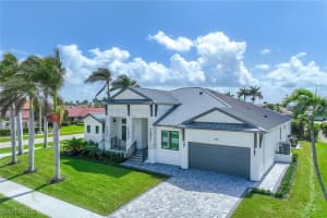 101 Beachcomber St, Marco Island