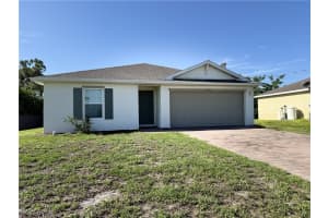 1814 Ne 40th Ln, Cape Coral