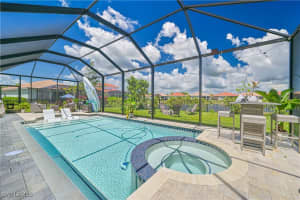 2833 Royal Gardens Ave, Fort Myers