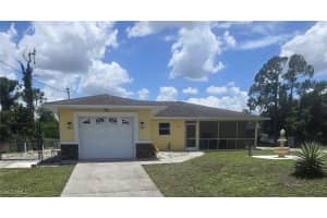 2619 10th St W, Lehigh Acres