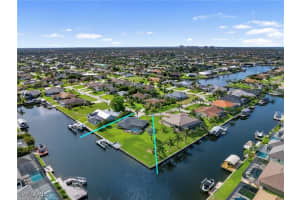 2415 Sw 43rd St, Cape Coral