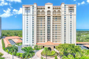 6585 Nicholas Blvd 805, Naples