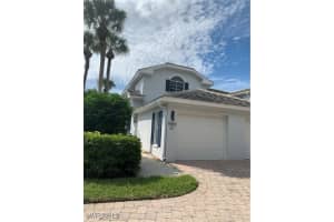 7066 Barrington Cir 201, Naples