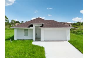 3411 62nd St W, Lehigh Acres