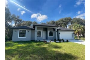 14121 Carlos St, Fort Myers