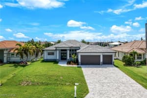 1613 Nw 39th Ave, Cape Coral