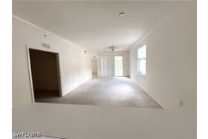 8450 Kingbird Loop 430, Estero