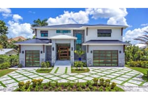 655 Parkview Ln, Naples
