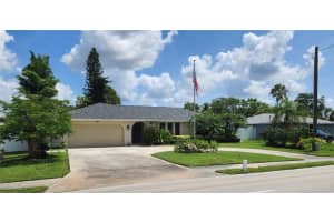 1707 Se Viscaya Pkwy, Cape Coral