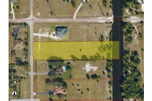  4656 22nd St Ne, Naples