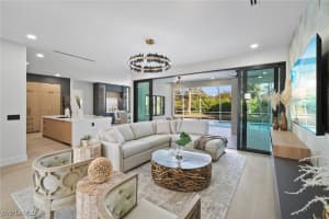 1677 Northgate Dr, Naples
