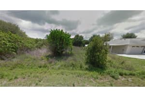 1236 Eppinger Dr, Port Charlotte