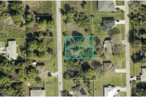 6016 Laurelwood Dr, Fort Myers