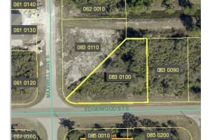 1217 Edgewood St E, Lehigh Acres