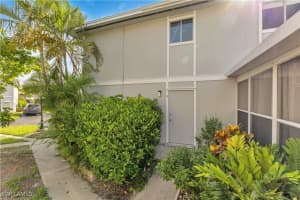 3284 Royal Canadian Trce 4, Fort Myers