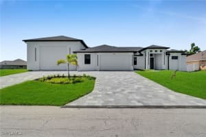 839 Nw 28th Pl, Cape Coral