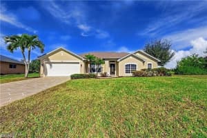 831 Sw 5th Ter, Cape Coral