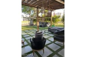 1745 Bikini Ct, Cape Coral