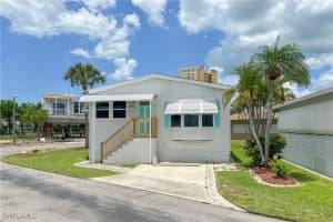 19681 Summerlin Rd 444, Fort Myers