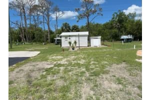 777 Walkerbilt #37 Rd, Naples