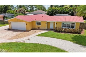 17020 Carolyn Ln, North Fort Myers