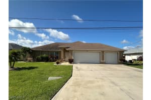 2202 Se 8th St, Cape Coral