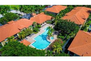 8861 Colonnades Ct W 221, Bonita Springs