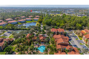 1105 Reserve Ct 305, Naples