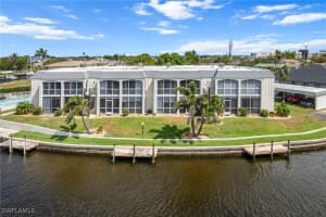 304 Tudor Dr 4, Cape Coral