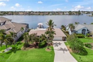 617 Sw 51st Ter, Cape Coral