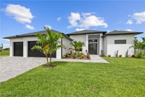 2422 Nelson Rd N, Cape Coral