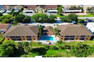 1109 Sw 48th Ter 3, Cape Coral