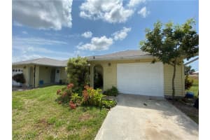 266-268 Sw 2nd Ter 268, Cape Coral
