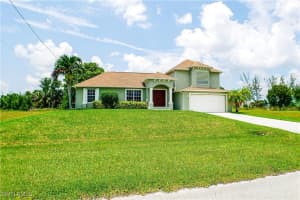 3714 Ne 17th Ave, Cape Coral