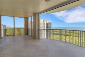 7117 Pelican Bay Blvd 1801, Naples