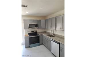 11459 Summerwinds Ct 61, Fort Myers