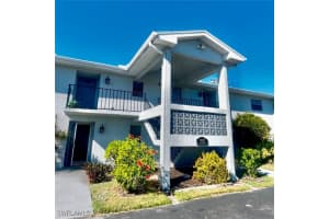 4823 26th Pl Sw C1, Naples