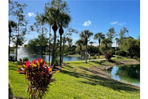 6590 Beach Resort Dr 305, Naples