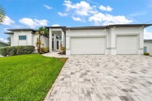 5839 Sw 1st Ct, Cape Coral