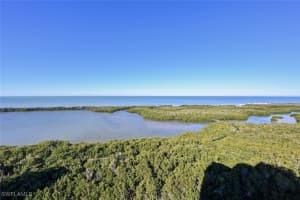 5550 Heron Point Dr 1903, Naples