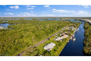 0 Schneider Dr, Fort Myers