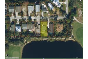 76 Shores Ave, Naples