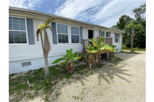 5527 Judith Rd B, Bokeelia
