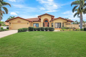 619 Se 18th Ter, Cape Coral