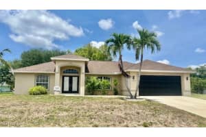 1216 Sw 1st Ave, Cape Coral