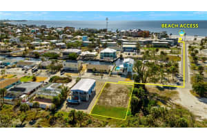 251 Donora Blvd, Fort Myers Beach