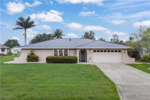 608 Se 20th Pl, Cape Coral
